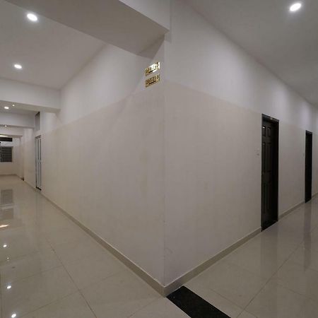 Vg Mahal Hotell Tiruchirappalli Eksteriør bilde